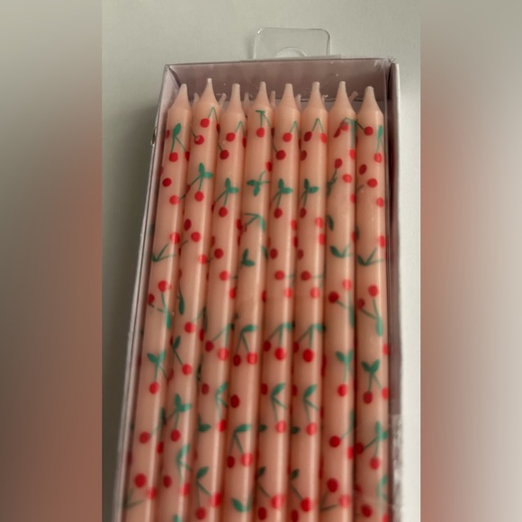 New 16 Pink Birthday Candles 16 Holders Red Flowers Green Stems Meri Meri - Picture 3 of 16